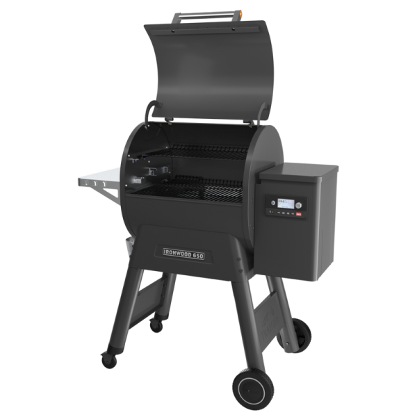 traeger ironwood 650 studio lid open