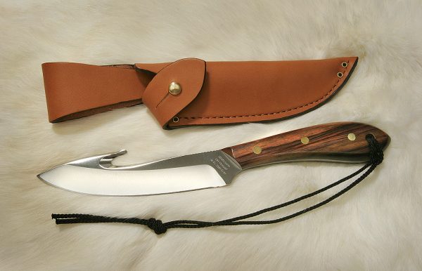 4 Survival with Guthook - Stainless Steel, Regular Saber Grind, Wine Xtra Resinwood