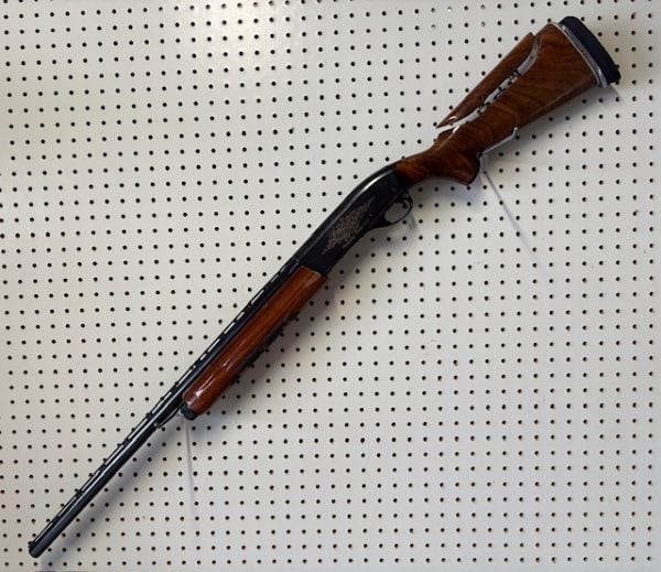 Remington 1100 Semi Auto Shotgun - Image 2