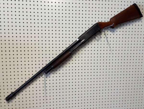 Noble Model 40A Pump Action Shotgun - Image 2